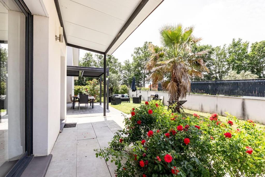 Villa Des Rives Du Tarn Avec Jacuzzi Montans Exteriör bild